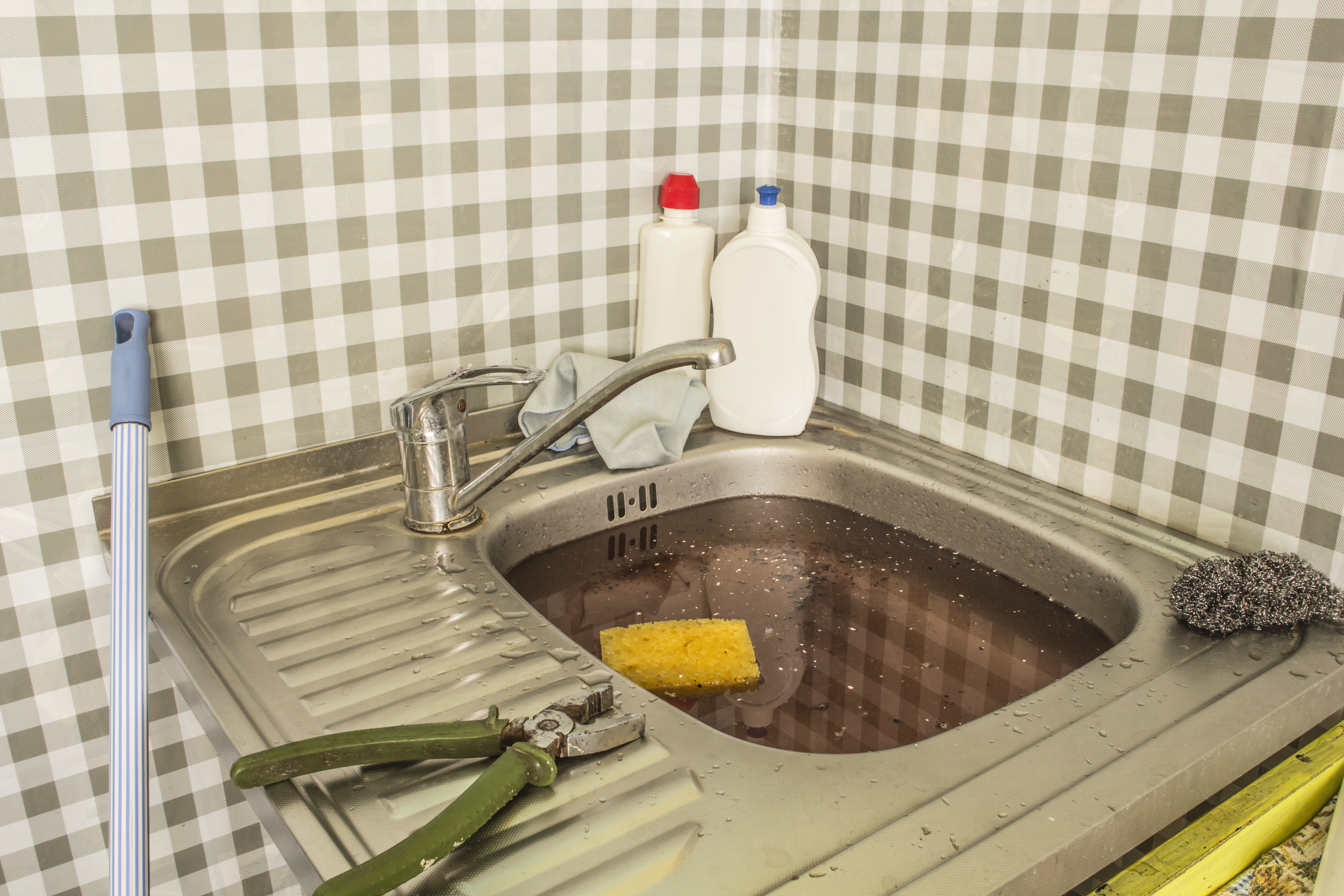 No Drano? No Problem: You Can Unclog Your Kitchen Sink Without