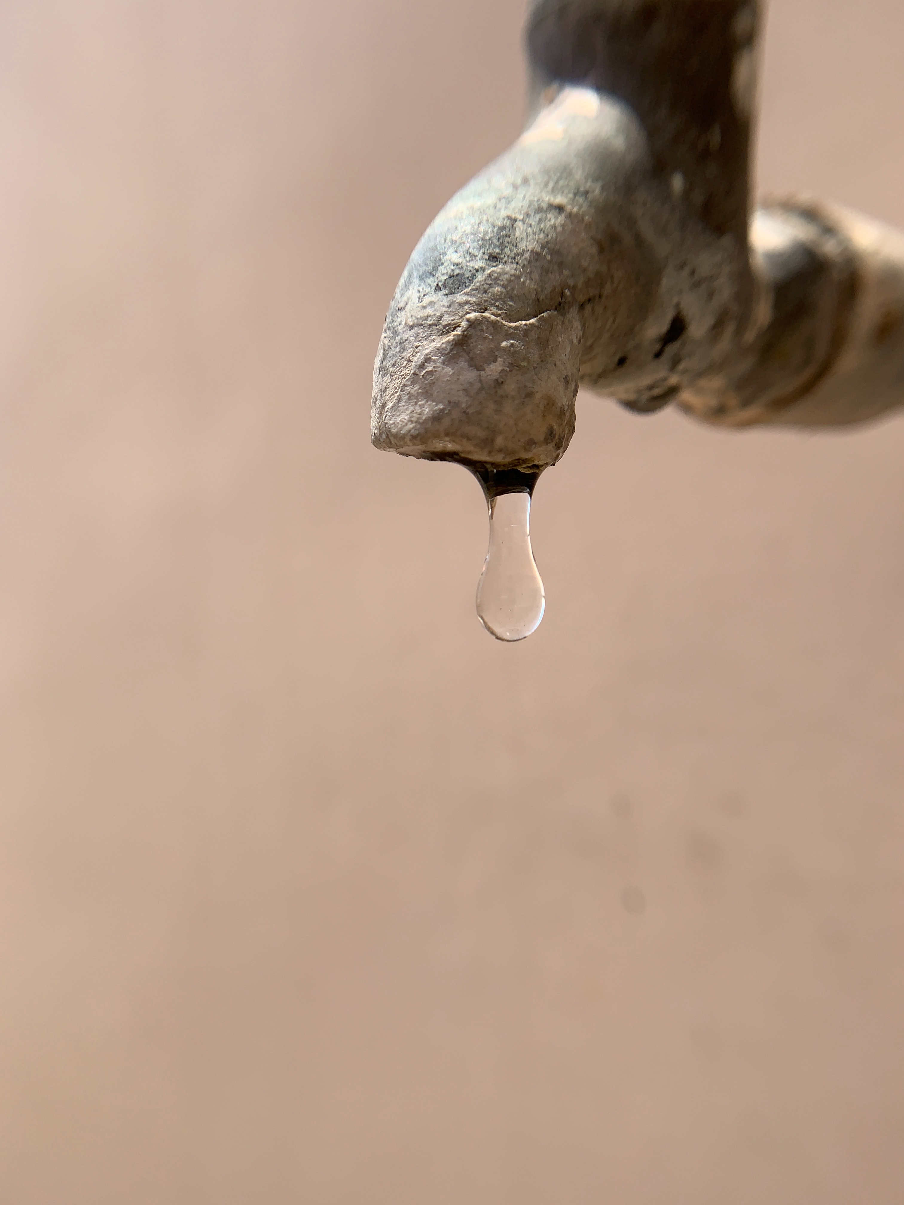 Does Your Home's Hard Water Pose A Threat To The Drainage System?