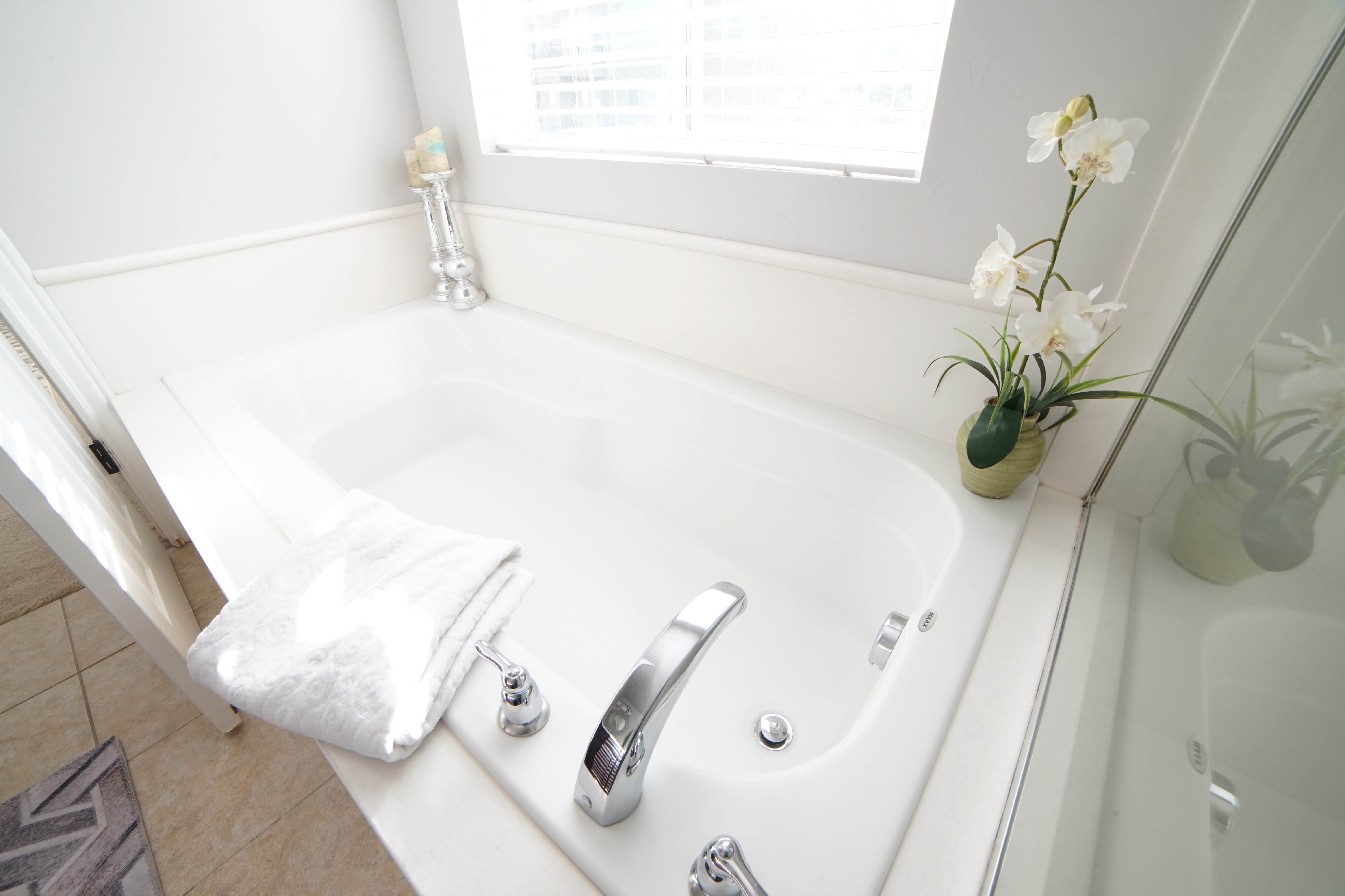 What to Do if Sewage Starts Coming Up Through Your Bathtub